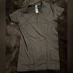 Iviva short sleeve top